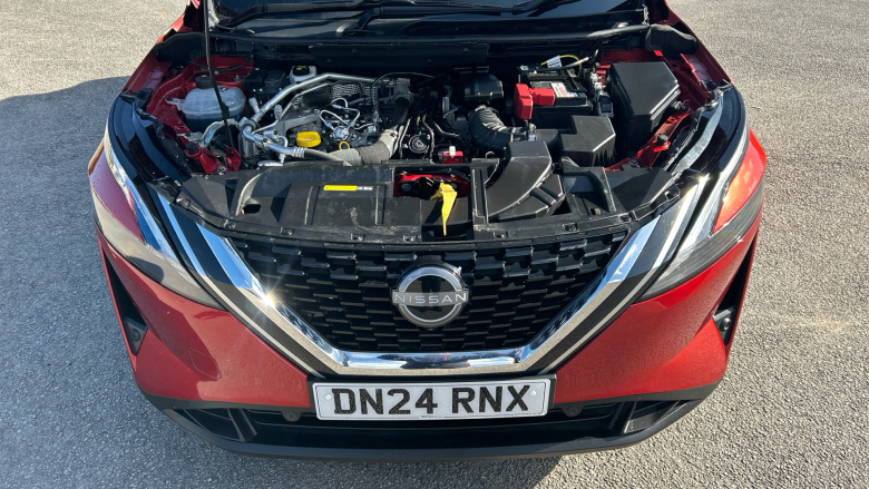 Nissan Qashqai 1.3 DiG-T MH N-Connecta 5dr Petrol Hatchback